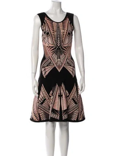 Pre-owned Herve Leger Graphic Print Knee-length Dress In Black