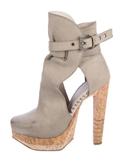 Pre-owned Herve Leger Leather Pumps In Gray