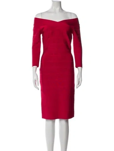 Pre-owned Herve Leger Off-the-shoulder Knee-length Dress In Red