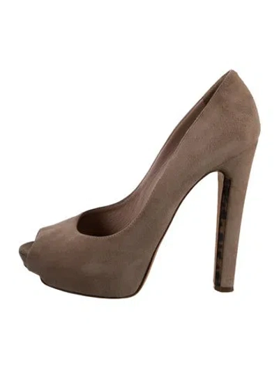 Pre-owned Herve Leger Suede Pumps In Neutral