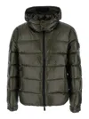 Hèskimo Short Semi-shiny Technical Down Jacket In Green
