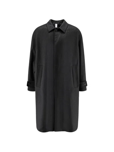 Hevo Baia Del Monaco Button-cuff Single-breasted Coat In Black