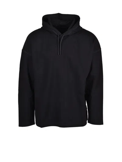 Hevo Black Viscose Polyamide Elastomer Men Sweatshirt