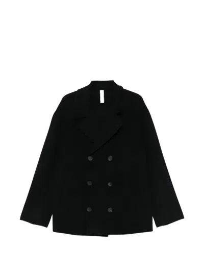 Hevo Double-breasted Wool Coat In Black