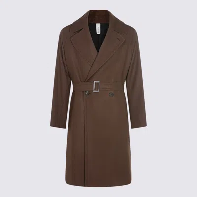 Hevo Coats Brown