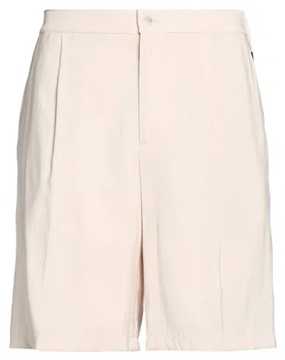 Hevo Hevò Man Shorts & Bermuda Shorts Beige Size S Viscose, Polyester