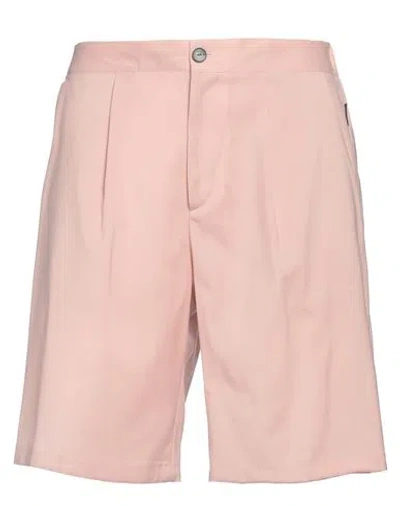Hevo Hevò Man Shorts & Bermuda Shorts Pink Size L Virgin Wool