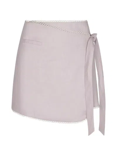 Hevron Ellie Scallop-trim Mini Skirt In Gold