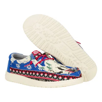 Hey Dude Wally Holiday Cheers In 94s-white/multi