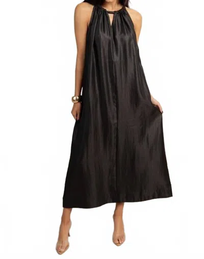 Heyson Elegant Maxi Dress In Blackout