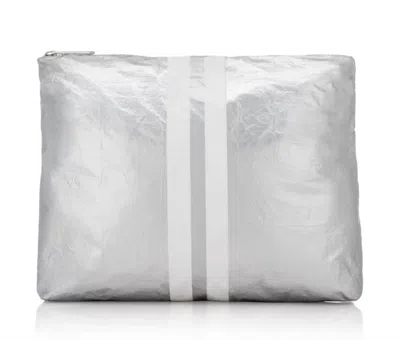 Hi Love Travel Women's Zipper Pouch In Silver White Lines