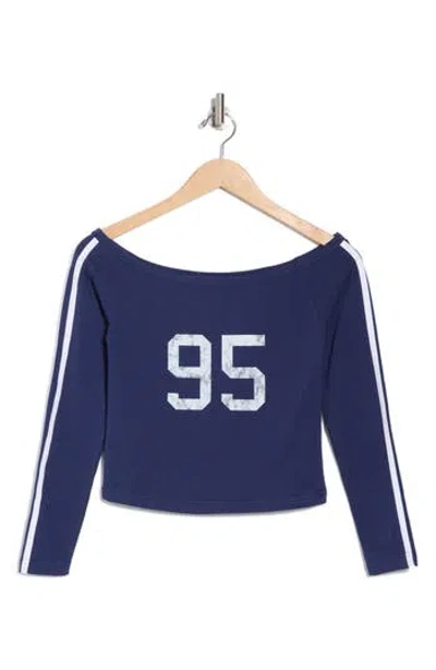Hi Res 95 Athlete Off The Shoulder Long Sleeve Graphic Top In Washed Medieval Blue