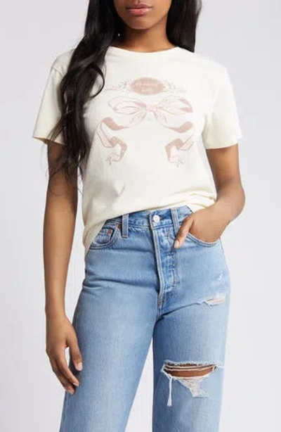 Hi Res La Belle Vie Cotton Graphic T-shirt In White