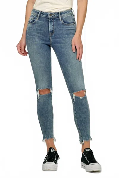 Hidden Amelia Chewed Hem Distressed Skinny Jeans In Dark Wash In Blue