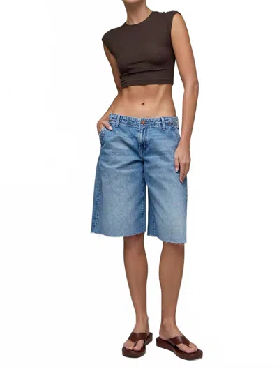Hidden Clean Classic Barrel Shorts In Medium Wash In Brown