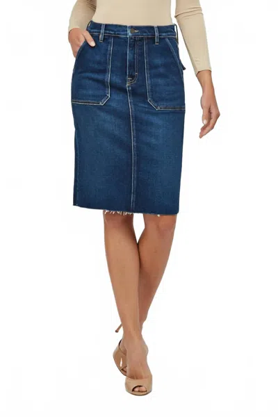 Hidden Front Patch Pocket Skirt In Dark In Blue