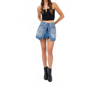 Hidden Medium Light Button Mini Skirt In Blue