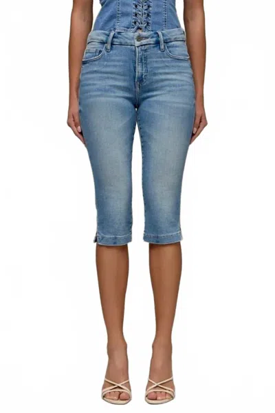 Hidden Mid Rise Skinny Capri Jean In Vintage In Blue