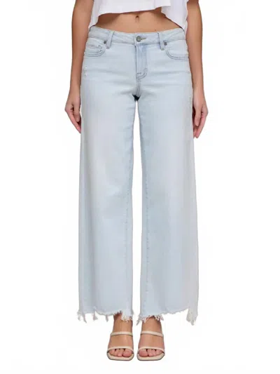 Hidden Nori Mid Rise Jeans In Salt In White