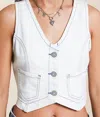 Hidden Peyton Cropped Fitted Vest In Pearl In White