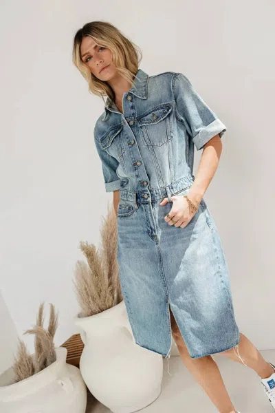 Hidden Pixie Denim Dress In Light Wash In Blue