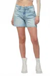 Hidden Riley High Rise Denim Boyfriend Shorts In Light Wash In Blue