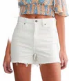 Hidden Riley High Rise Boyfriend Short In Sea Salt In White