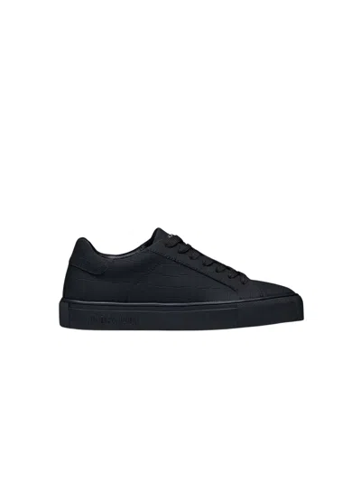 Hide & Jack Low Top Essence Sneaker In Black