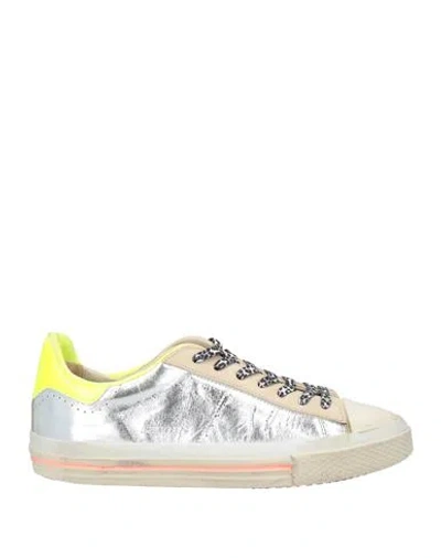 Hidnander Woman Sneakers Beige Size 8 Leather