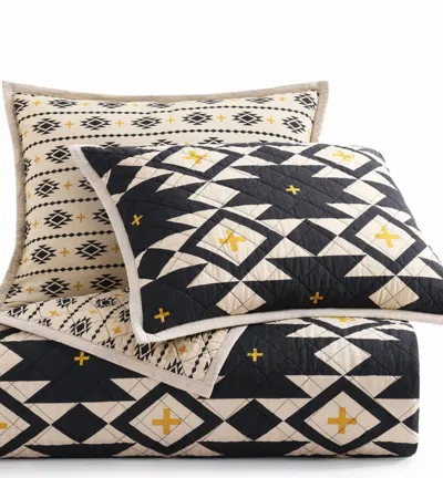 Hiend Accents High Desert Reversible Quilt In Black In Multi