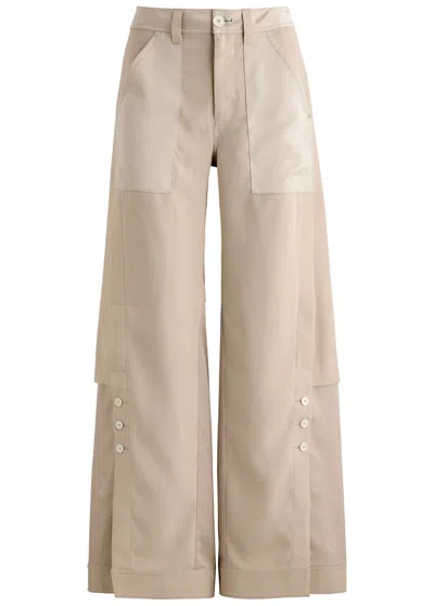 High Confidential Wide-leg Panelled Trousers In Cream