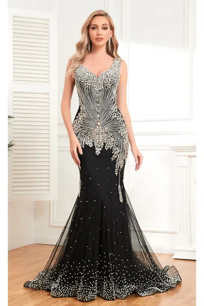 High Couture Nr2341 Fitted Long Formal Evening Dress In Black
