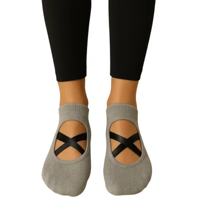 High Heel Jungle By Kathryn Eisman Women's Pilates Grip Socks - Two Pack - Black And Grey