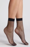 HIGH HEEL JUNGLE CATCH EM FISHNET SOCKS