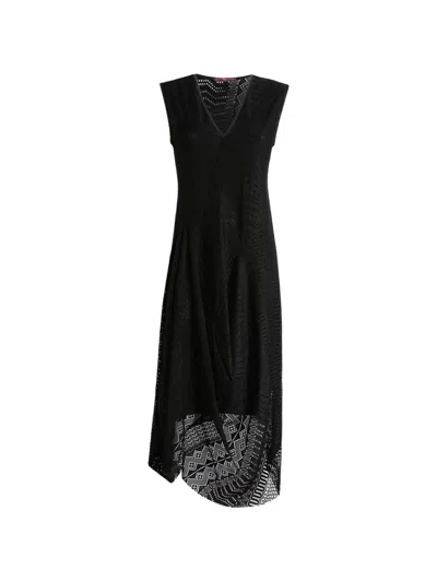 High Shot V-neck Sleeveless Midi Dress In Black