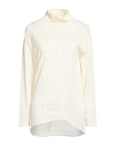 High Use Woman T-shirt Cream Size L Wool In White