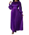 Highlight Pleated Dress In Purple In Purple