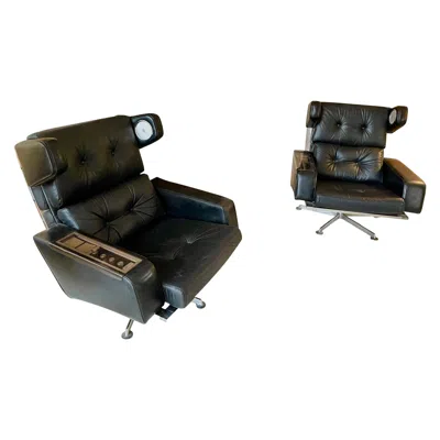Pre-owned Hille Robin Day Leather With Integrated Zentroz Amplifier & Philips Speakers , 1967 In Black