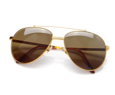 Hilton Vintage  Club 8 2 24kt In Green