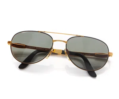 Hilton Vintage  Picadilly 972 C1 In Gold