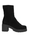 Hilya Woman Ankle Boots Black Size 11 Leather