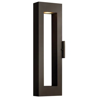 Hinkley Atlantis 24"h Bronze Socketed Led Outdoor Wall Light