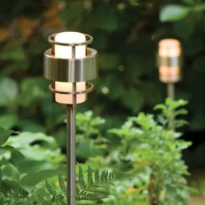 Hinkley Saturn Low Voltage Metal Pathway Light In Metro Bronze