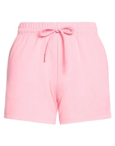 Hinnominate Woman Shorts & Bermuda Shorts Pink Size Xs Viscose, Polyester, Elastane