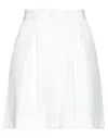 Hinnominate Woman Shorts & Bermuda Shorts White Size Xs Polyester, Elastane