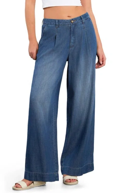 Hint Of Blu Chill Pleated Mid Rise Wide Leg Jeans In Blue