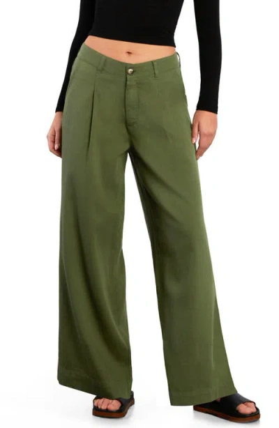 Hint Of Blu Chill Pleated Mid Rise Wide Leg Jeans In Green