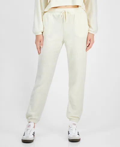 Hippie Rose Juniors' Dream Fleece Jogger Pants In Winter White