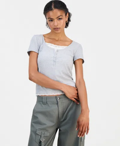 Hippie Rose Juniors' Layered-look Short-sleeve Henley In Gray