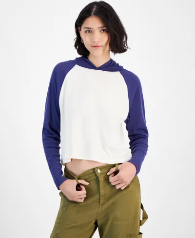 Hippie Rose Juniors' Colorblock Waffle-knit Hoodie In Mocha Stone Combo